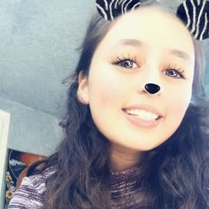 Meet your Posher, Ebony